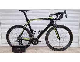 Bianchi Oltre XR4 Sram ETap váltás, Fulcrum Racing Speed