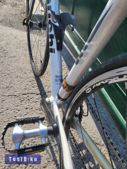 Bianchi országúti kerékpár - Via Nirone alu-hydro carbon 56