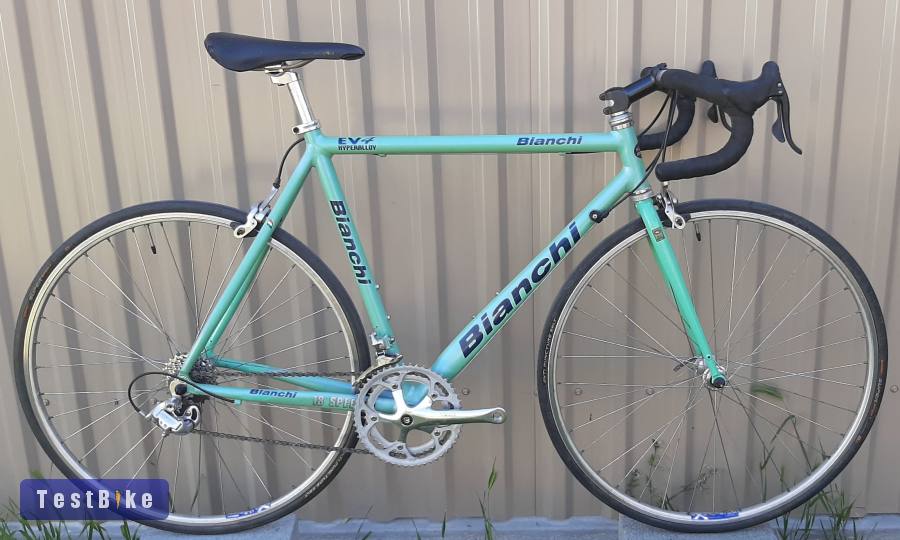 Bianchi országúti versenykerékpár-celeste-campagnolo 2x9