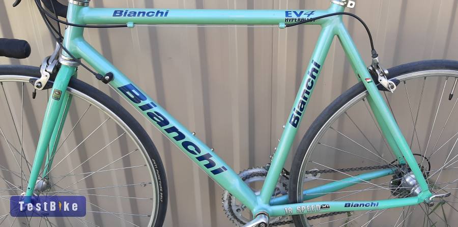 Bianchi országúti versenykerékpár-celeste-campagnolo 2x9