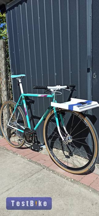 Bianchi record Celeste commuter