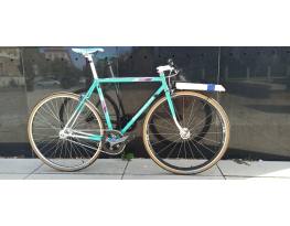 Bianchi record Celeste commuter