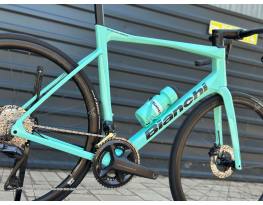 Bianchi Specialissima Ultegra 8170 DI2 Carbon kerék 