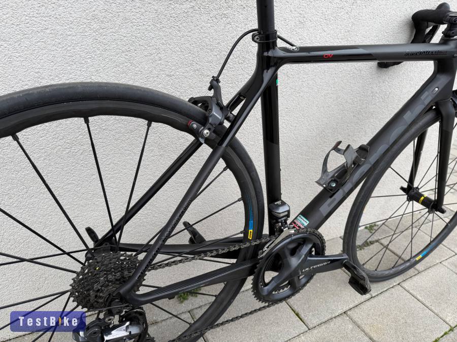 Bianchi Specialissima Ultegra Di2 szettel hibátlan