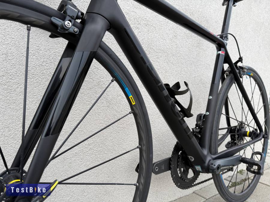 Bianchi Specialissima Ultegra Di2 szettel hibátlan