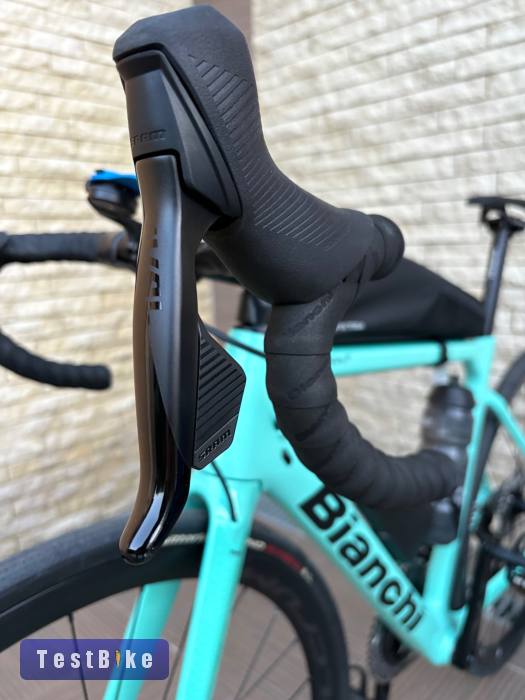 Bianchi Sprint Rival AXS Disc új 