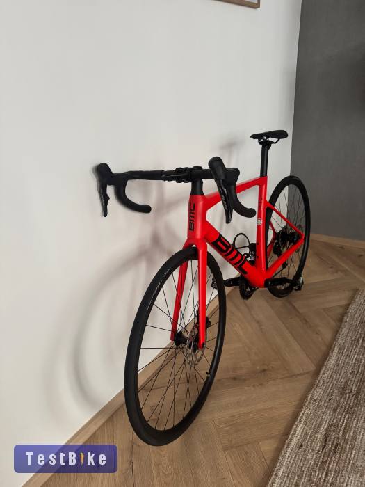 BMC 2026 BMC Teammachine SLR Three 105 DI2 Országúti Shimano