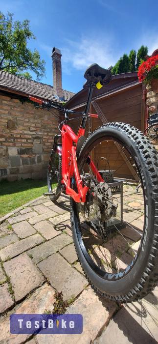 Bmc Speedfox AMP 2, áron alul