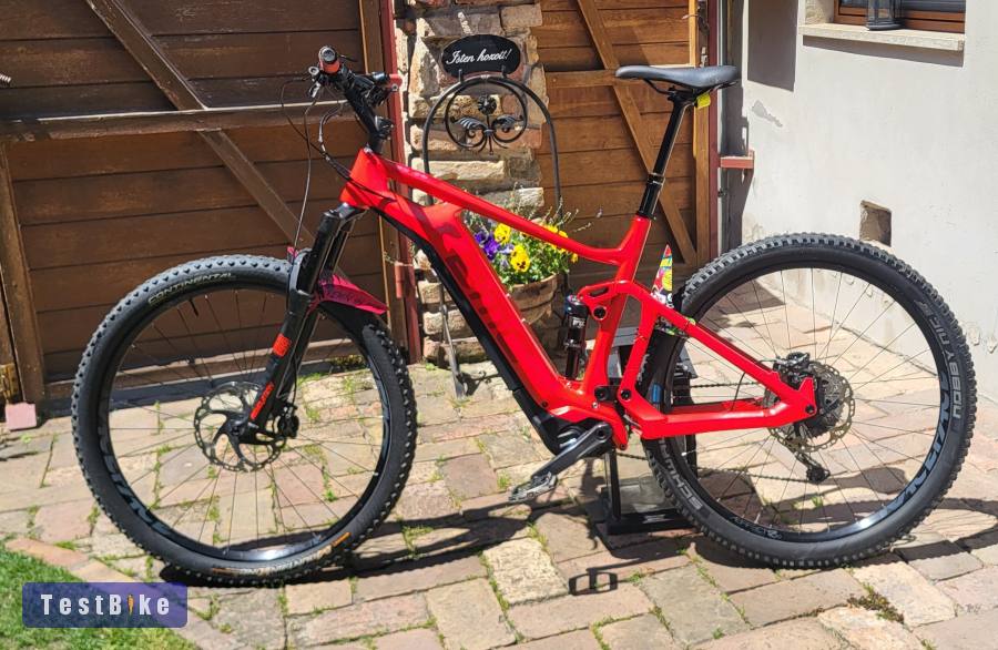 Bmc Speedfox AMP 2, áron alul
