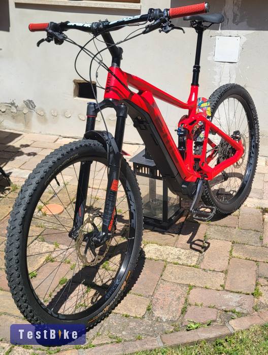 Bmc Speedfox AMP 2, áron alul