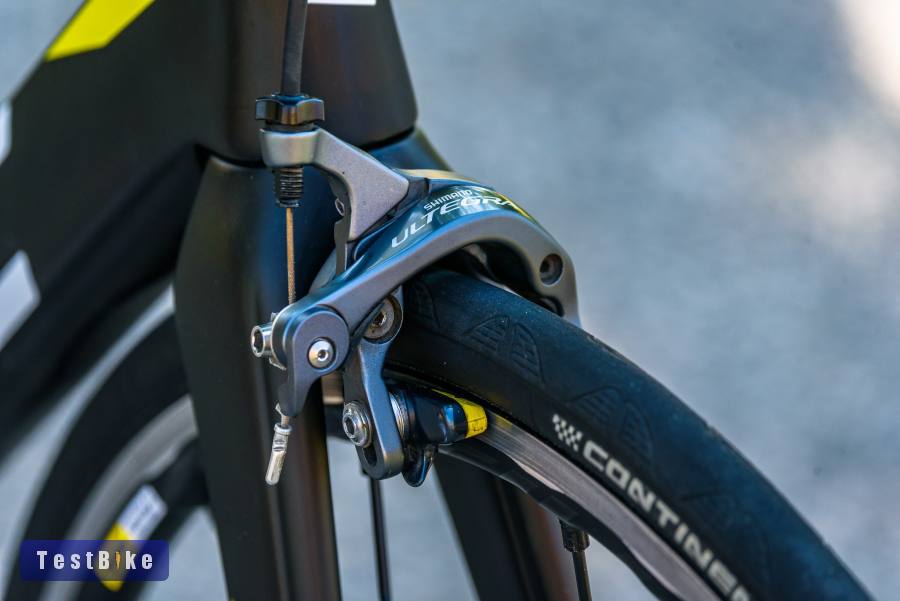 BMC Timemachine TMR02 (56) karbon országúti kerékpár
