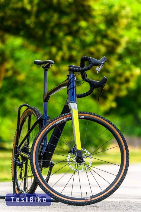 BMC URS Two (XL) karbon gravel kerékpár