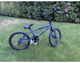 BMX 16-os kerekekkel, gyro rendszerrel (rotor)