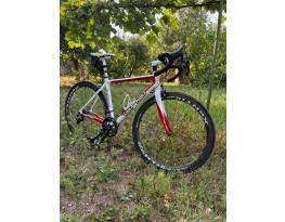 BND carbon kerékpár