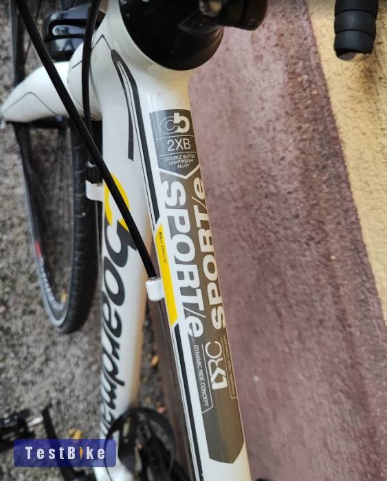 Boardman 2XP  Sport/E junior országúti kerékpár