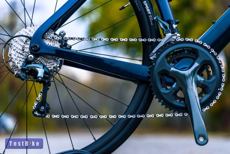 Boardman SLR 8.9 (L) full karbon országúti kerékpár