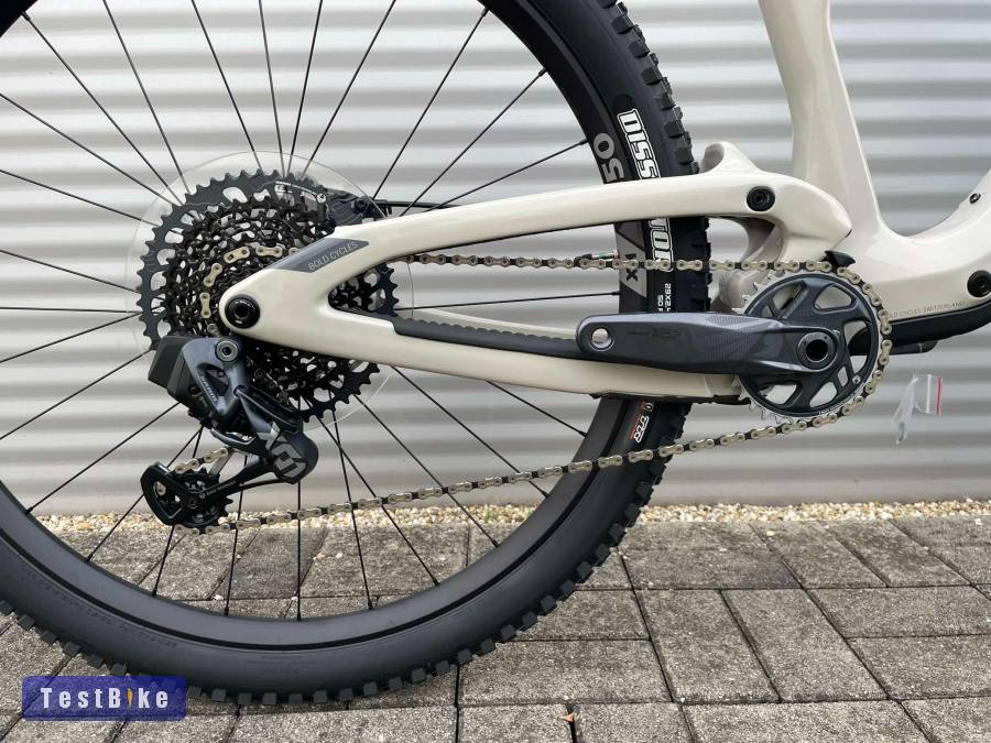 Bold Linkin 135 Ultimate Enduro Kerékpár