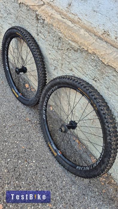 Bontrager DH 27,5 kerékszett!
