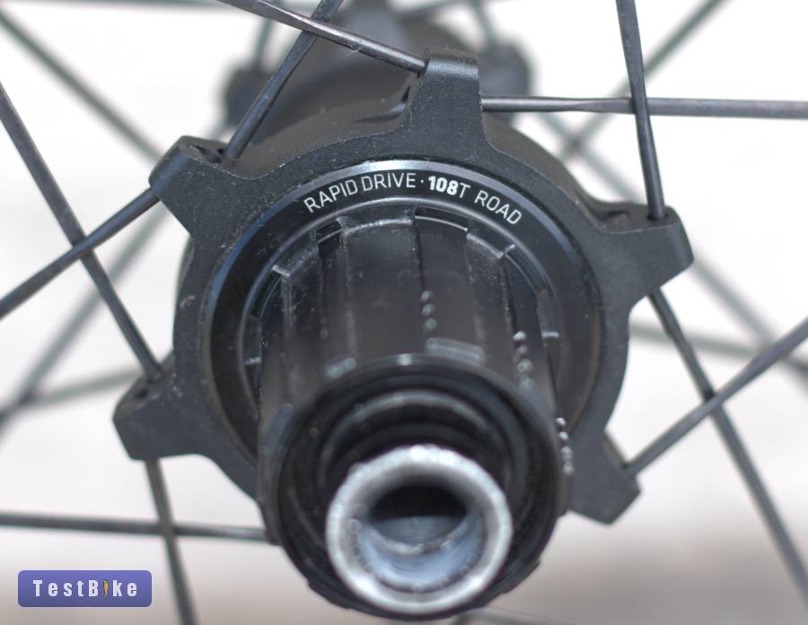 Bontrager Aeolus Pro 3V Disc karbon gravel/országúti kerekek