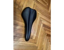 Bontrager Arvada Comp nyereg eladó!