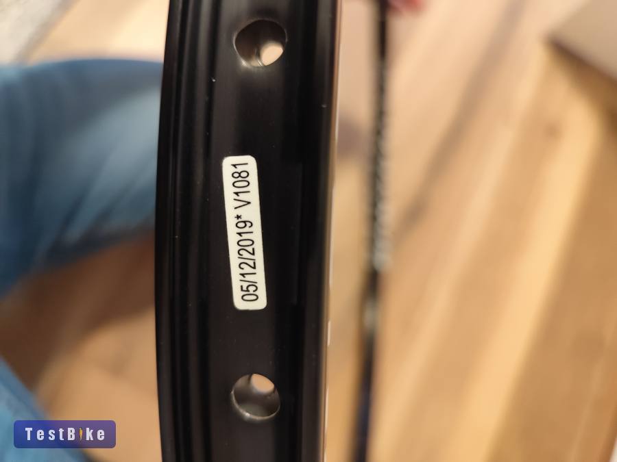 Bontrager Connection 29" 32H felni 500 gramm