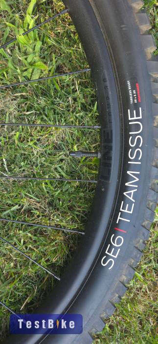 Bontrager Line Comp 30 mullet kerékszett – Rapid Drive 108 /