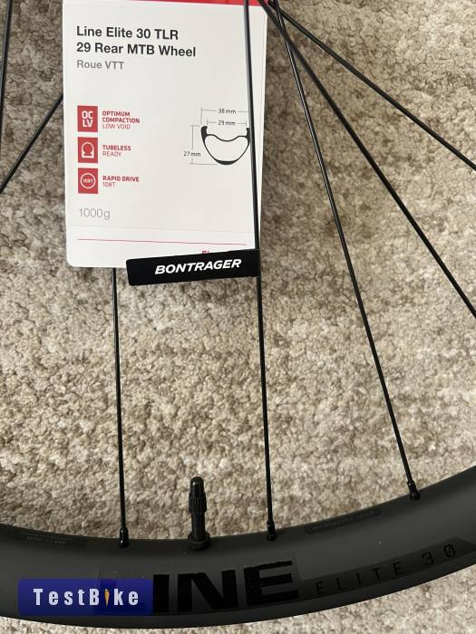 ÚJ Bontrager Line Elite 30 TLR 29 hátsó kerék