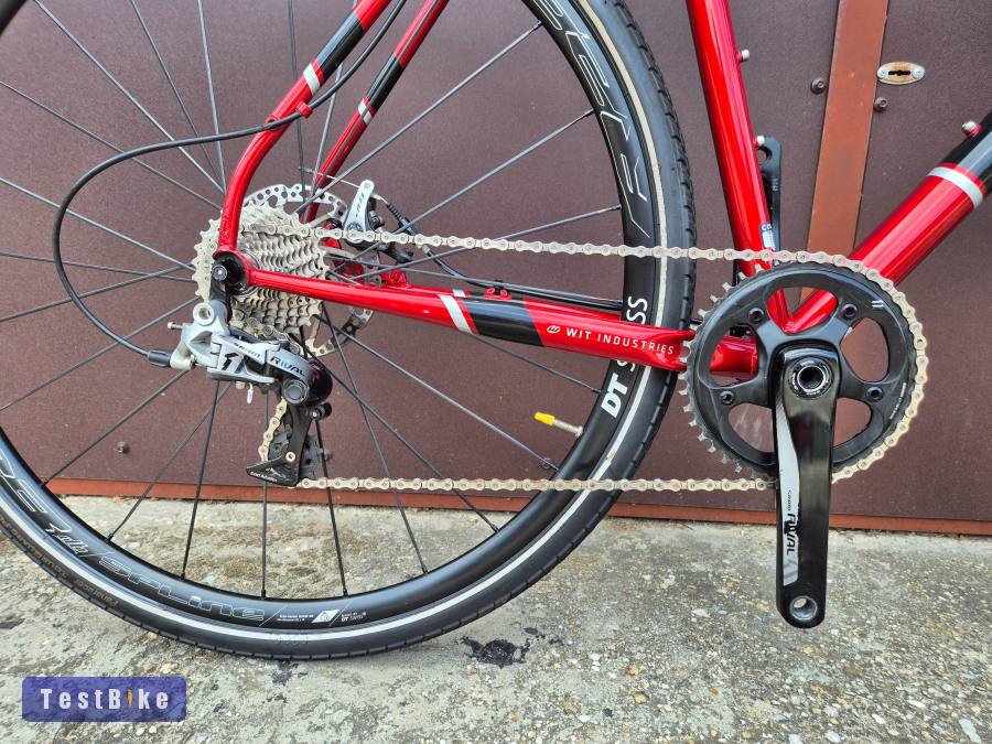 Bombtrack Hook 2 Acél-Carbon Gravel.  1x11 Sram. Dt Swiss.