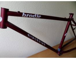 Brodie Nucleus 18 coll