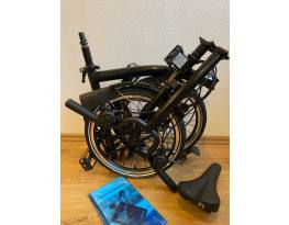 Brompton 6 sebességes “all black edition” Új.