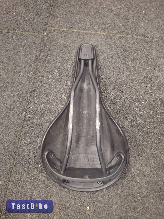 Brooks C15