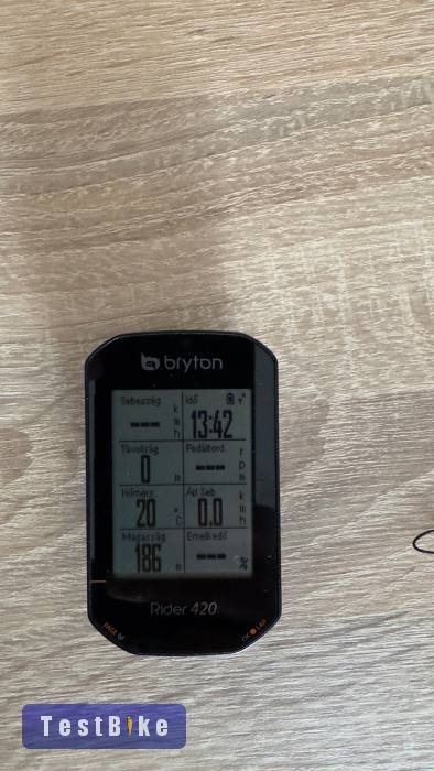 Bryton Rider 420 + Választható ajándék. 