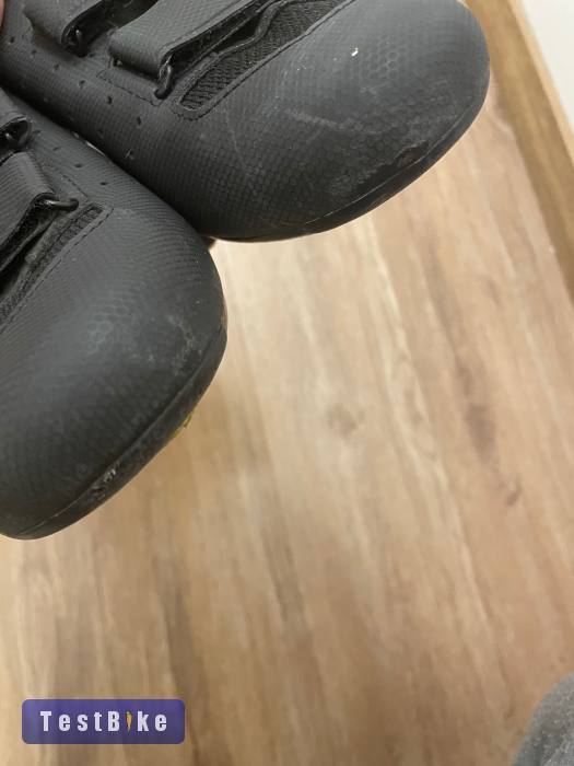 Btwin 500 országúti cipő méret 45, 28,5 cm stoplival