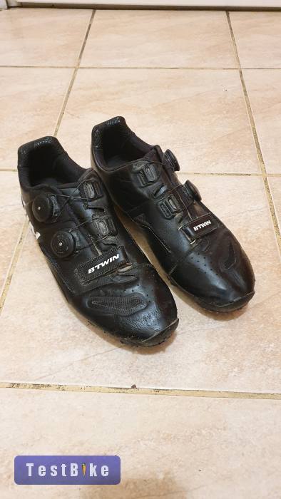 Btwin Karbon talpas SPD cipő