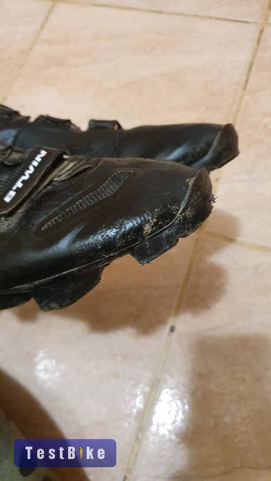 Btwin Karbon talpas SPD cipő