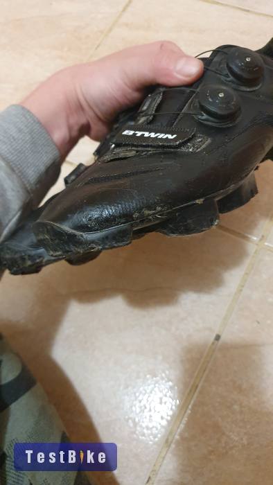 Btwin Karbon talpas SPD cipő