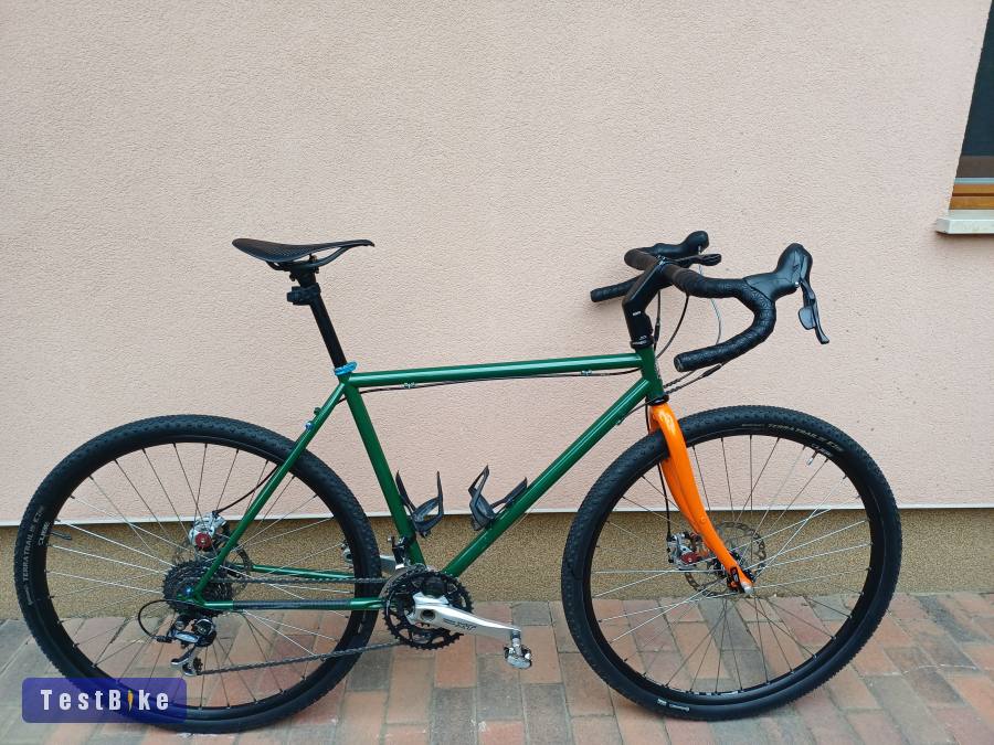 Budget acél gravel 56-os