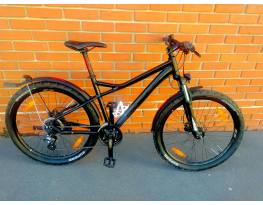 Bulls sharptail street 3,  szép  állapotú 27.5"  mtb 