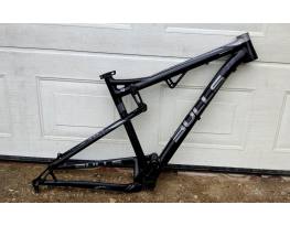 Bulls Wild Flow II Fully 29" XC Mtb alu váz  