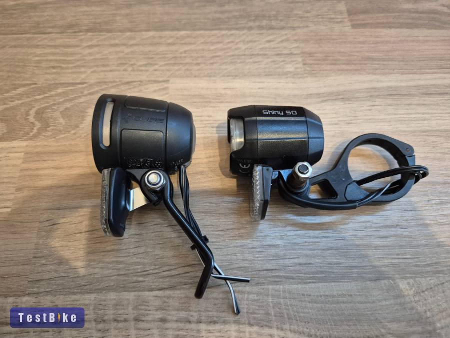 Busch&Muller Lumotec IQ-XS Friendly+ Acid 50 első lámpa.  