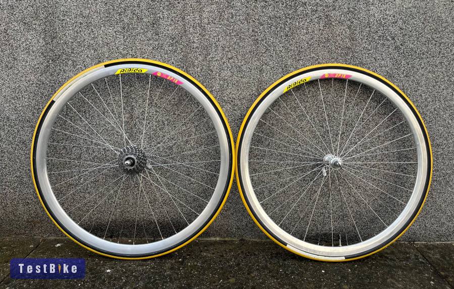 Campagnolo C Record országúti kerékszett