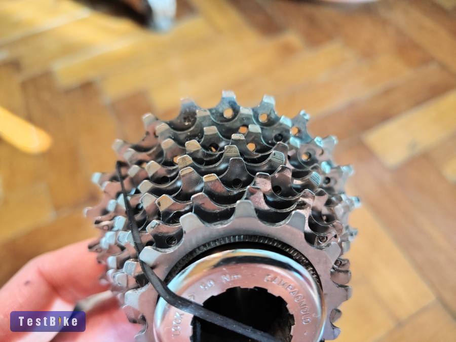 Campagnolo és Marchisio hátsó sorok, fogaskoszorúk, kaz.test