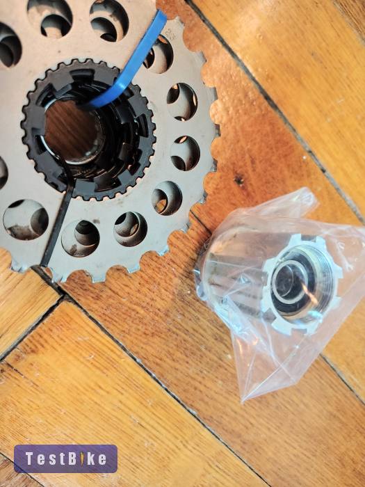 Campagnolo és Marchisio hátsó sorok, fogaskoszorúk, kaz.test