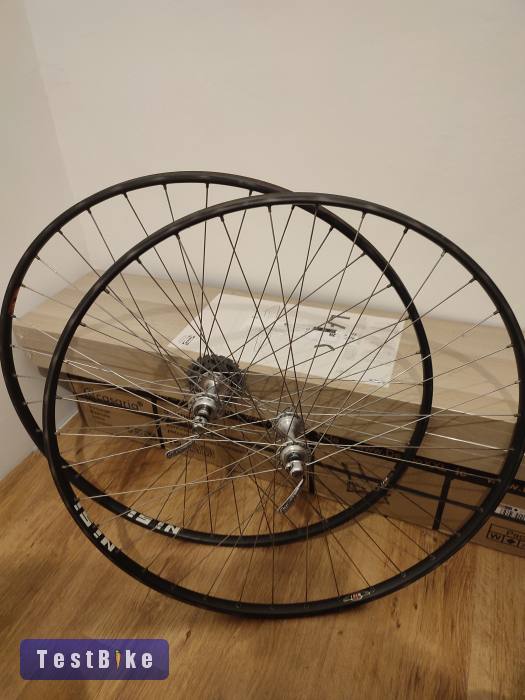 Campagnolo GranSport X NISI országúti szingós kerékszett