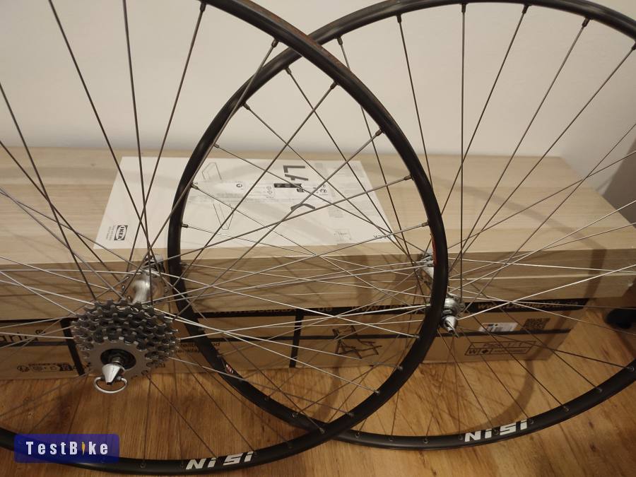 Campagnolo GranSport X NISI országúti szingós kerékszett