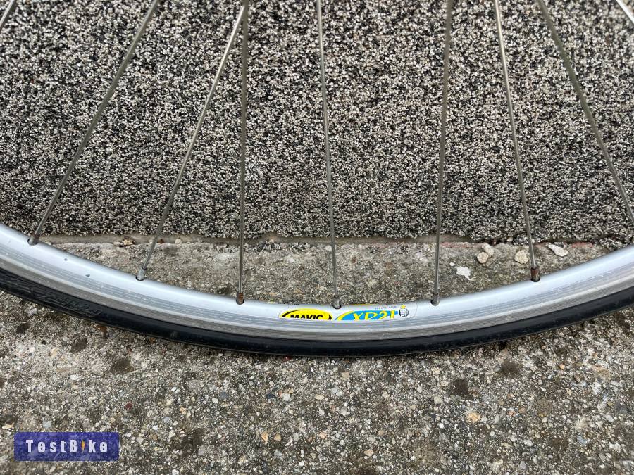 Campagnolo Mavic országúti első kerék