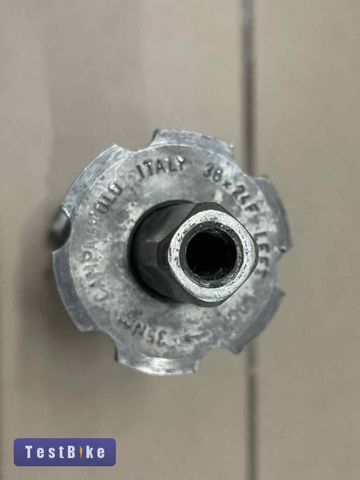 Campagnolo olasz menetes monoblokk