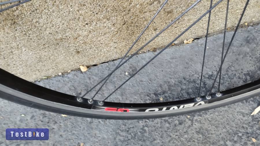 Campagnolo Vento G3 ultrakönnyű alumínium első kerék 