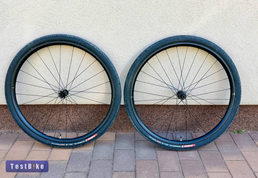 Cannondale Hollowgramm HG22 karbon gravel kerékszett