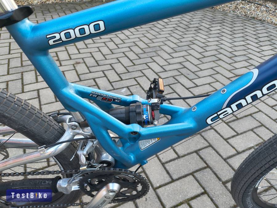 Cannondale jekyII 2000 profi minőségű hegyi kerékpár eladó, 